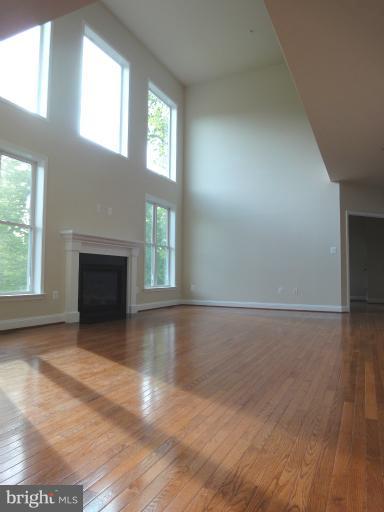 5674 Trotter Road Clarksville, MD 21029 - Photo 7 of 26 Family Room