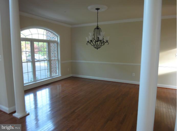 5674 Trotter Road Clarksville, MD 21029 - Photo 8 of 26 Dining Room