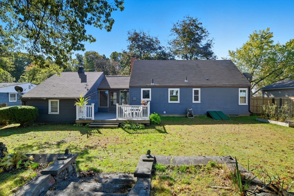 22 Colorado Street Springfield, MA 01118 - Photo 38 of 39 a view of a yard in front of a house