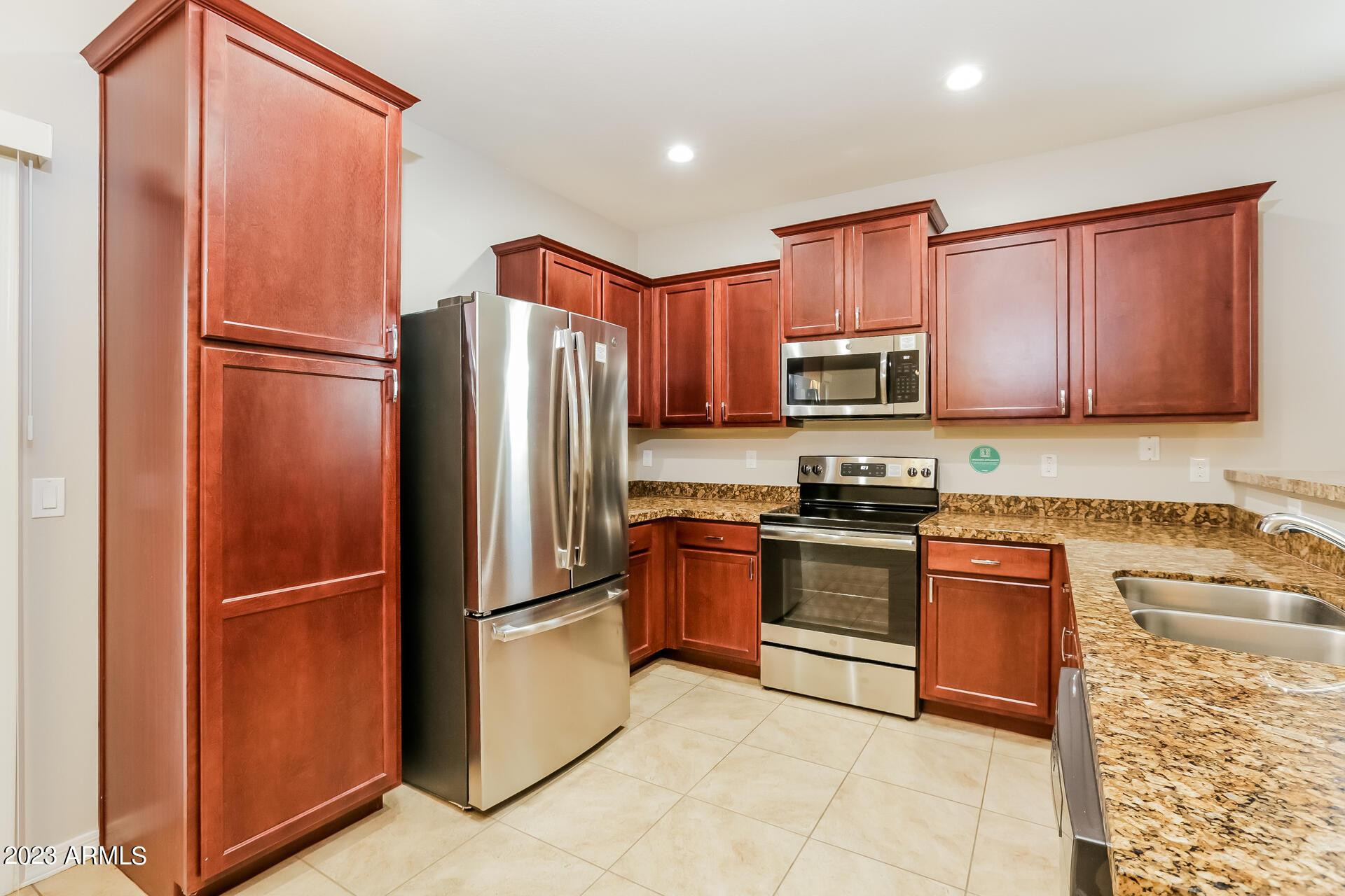 24525 West Gregory Road Buckeye, AZ 85326 - Photo 8 of 16 Photo #8