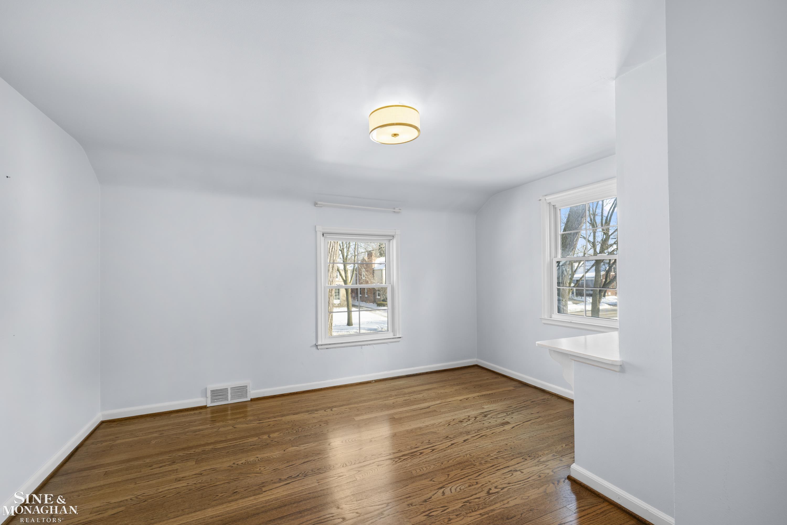 419 Maison Road Grosse Pointe Farms, MI 48236 - Photo 19 of 50