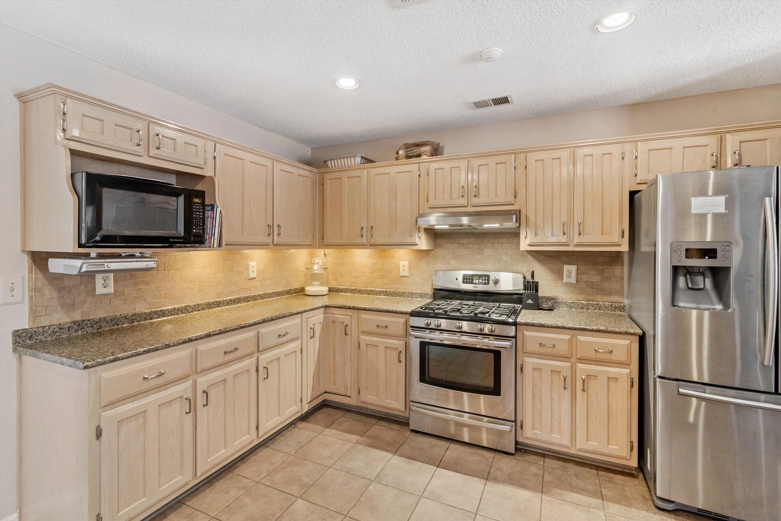 8821 Bazemore Road Memphis, TN 38018 - Photo 9 of 26 Gallery Image 9