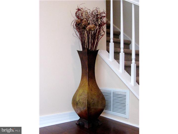 23 Sandy Ridge Drive Doylestown, PA 18901 - Photo 4 of 21 Foyer