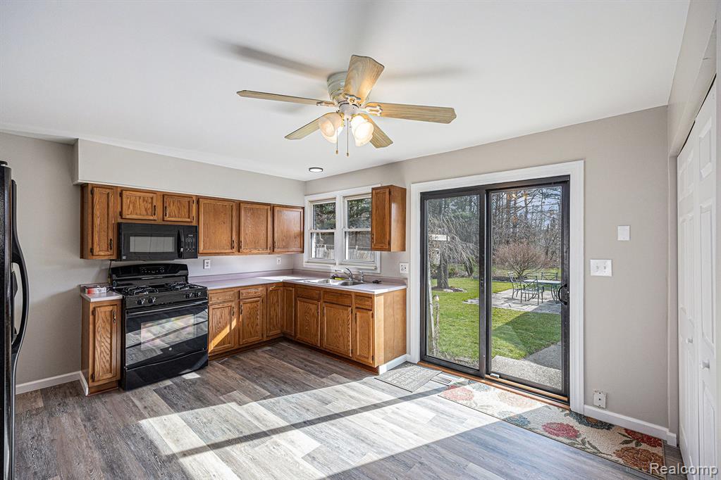 47546 Roland Street Utica, MI 48317 - Photo 6 of 30