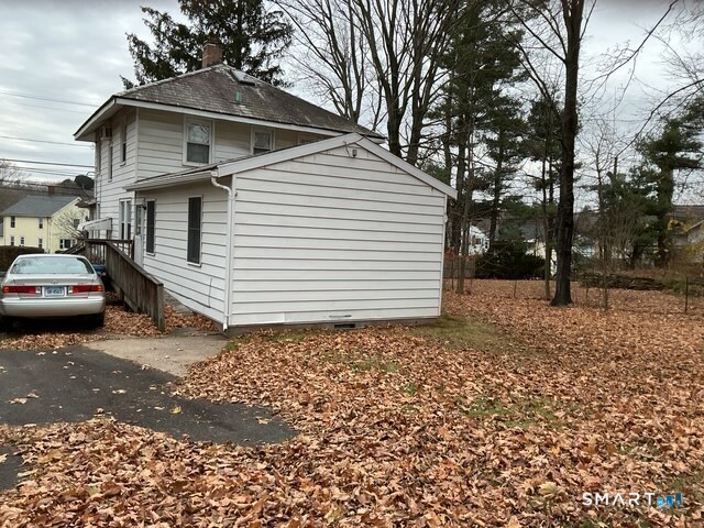 42 Saybrook Road Middletown, CT 06457 - Photo 3 of 4 Gallery Image 3