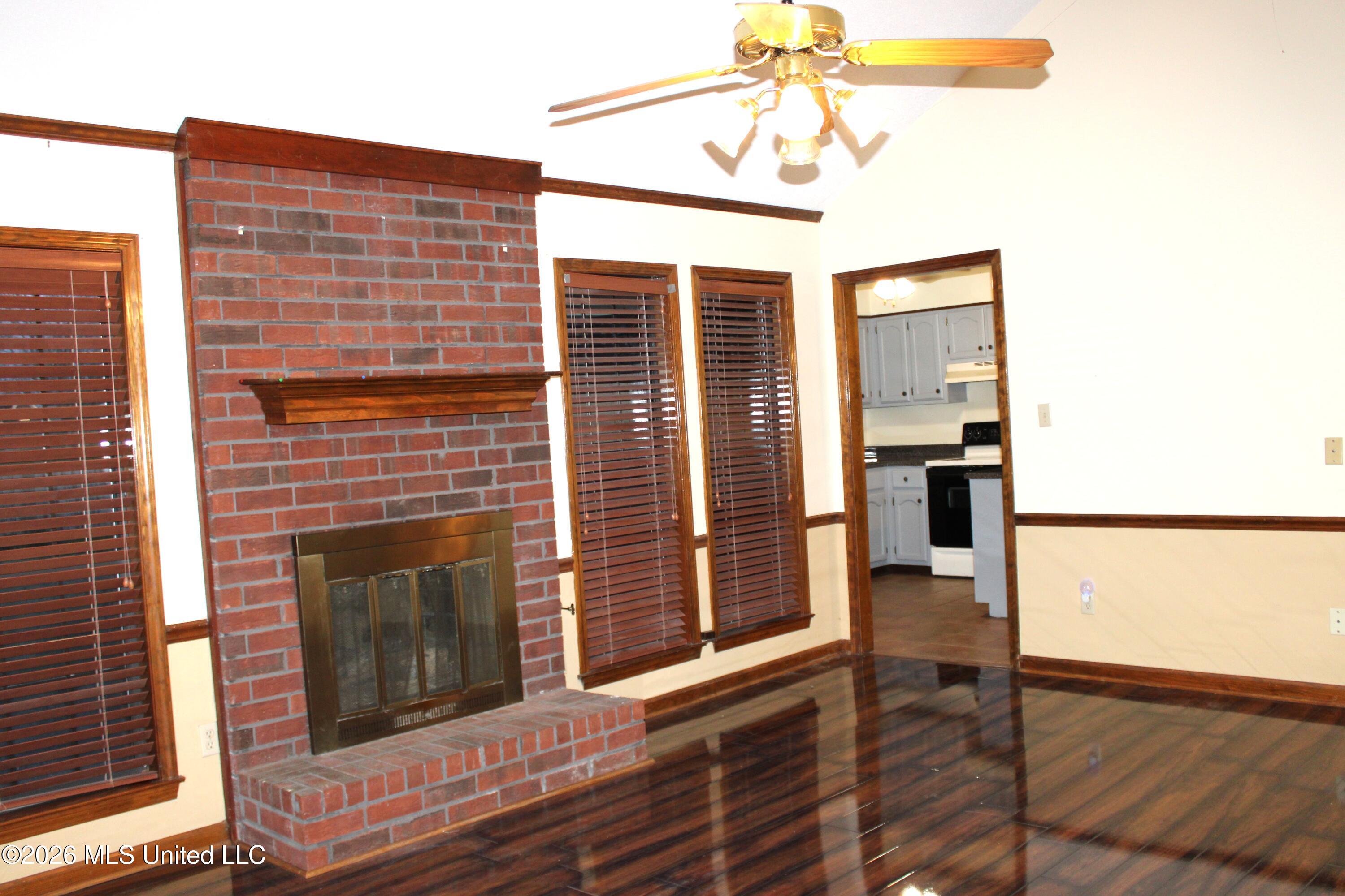 7338 Alexander Road Olive Branch, MS 38654 - Photo 6 of 32 Great Room