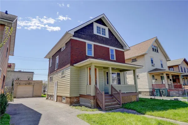 $139,900 | 817 Ave D, Rochester, NY 14621