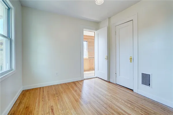$139,900 | 817 Ave D, Rochester, NY 14621