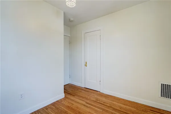 $139,900 | 817 Ave D, Rochester, NY 14621
