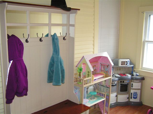 1907 Belleville Road Southwest Roanoke, VA 24015 - Photo 15 of 37 Mud Room
