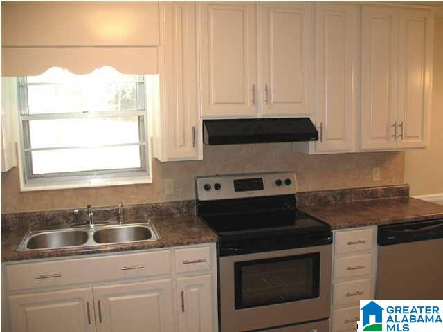 509 Hill Park Road Gardendale, AL 35071 - Photo 4 of 17