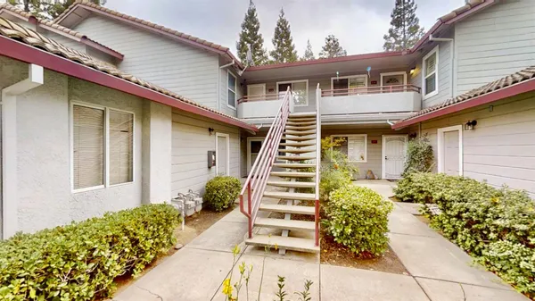 $300,000 | 7340 Hamden Place, Unit 104, Sacramento, CA 95842