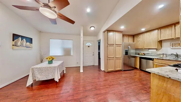 $300,000 | 7340 Hamden Place, Unit 104, Sacramento, CA 95842