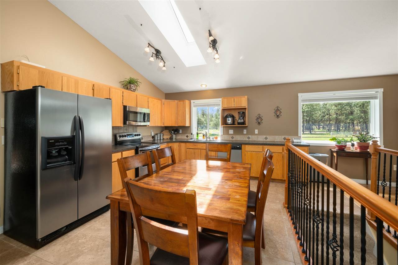 5207 South Cheatham Road Spokane, WA 99224 - Photo 7 of 20