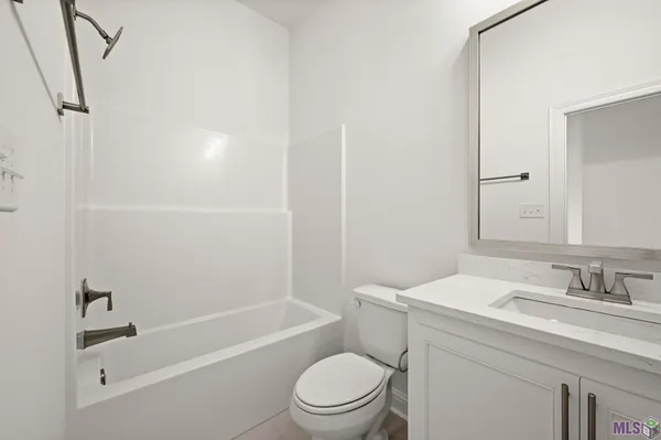 $505,939 | 13276 Belle Reine Drive, Geismar, LA 70734