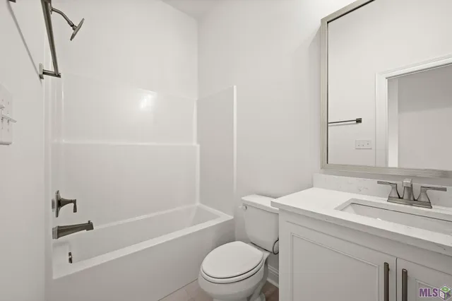 $505,939 | 13276 Belle Reine Drive, Geismar, LA 70734