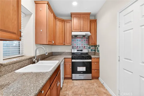 $3,800 | 225 North Alhambra Avenue, Monterey Park, CA 91755