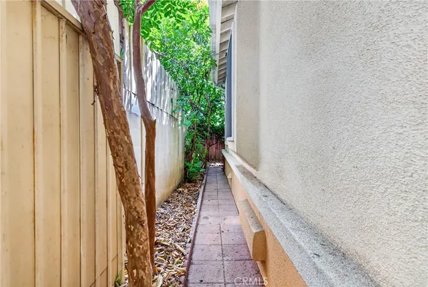 $3,800 | 225 North Alhambra Avenue, Monterey Park, CA 91755