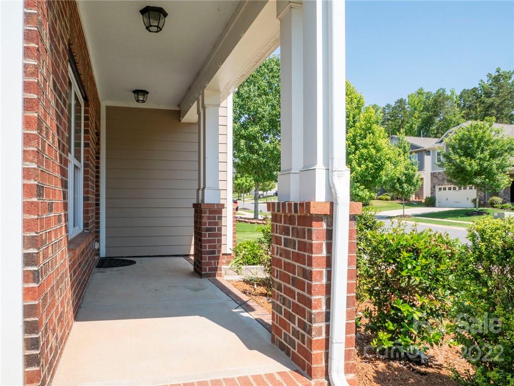 1549 Spring Blossom Trail Fort Mill, SC 29708 - Photo 4 of 45