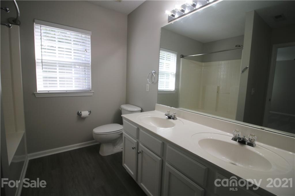 3218 Summerfield Ridge Lane Matthews, NC 28105 - Photo 10 of 20