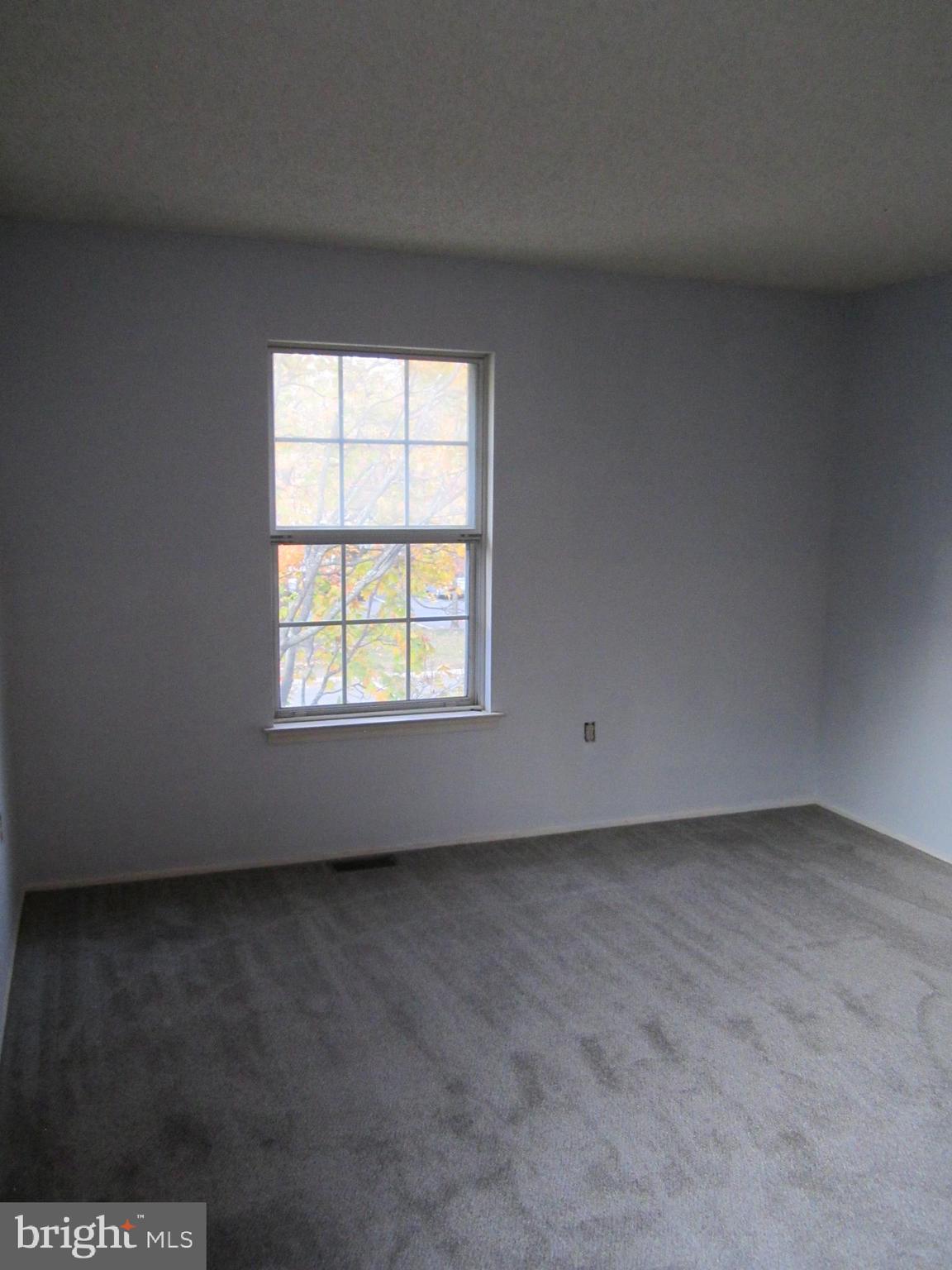 92 Versailles Court Hamilton, NJ 08619 - Photo 18 of 28
