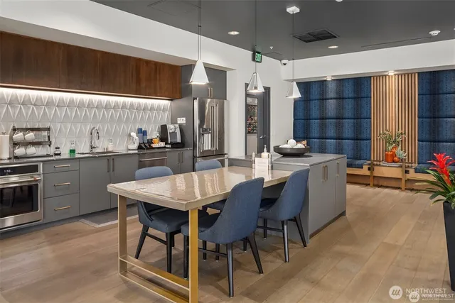 $465,000 | 11903 Northeast 128th Street, Unit 205, Kirkland, WA 98034