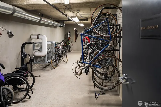 $465,000 | 11903 Northeast 128th Street, Unit 205, Kirkland, WA 98034