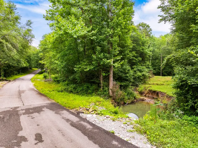 $582,800 | 1303 Pugh Road, Holladay, TN 38341