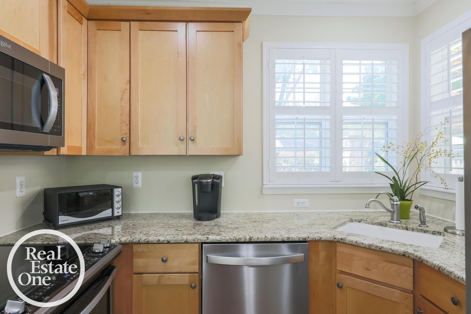 361 Neff Road Grosse Pointe, MI 48230 - Photo 9 of 21