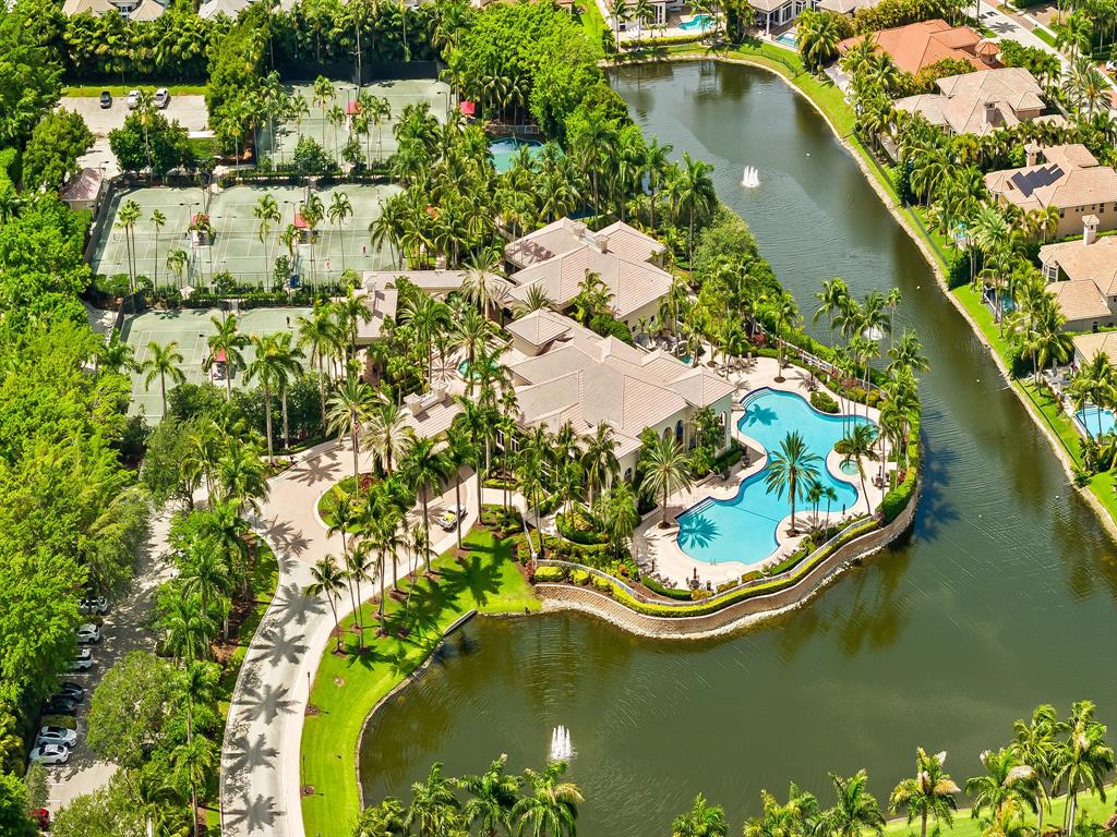 731 Coconut Palm Terrace Plantation, FL 33324 - Photo 47 of 48 an aerial view of a house with a swimming pool and outdoor space
