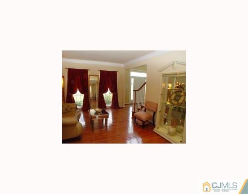 6 Sunflower Road Somerset, NJ 08873 - Photo 2 of 8