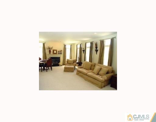 6 Sunflower Road Somerset, NJ 08873 - Photo 4 of 8