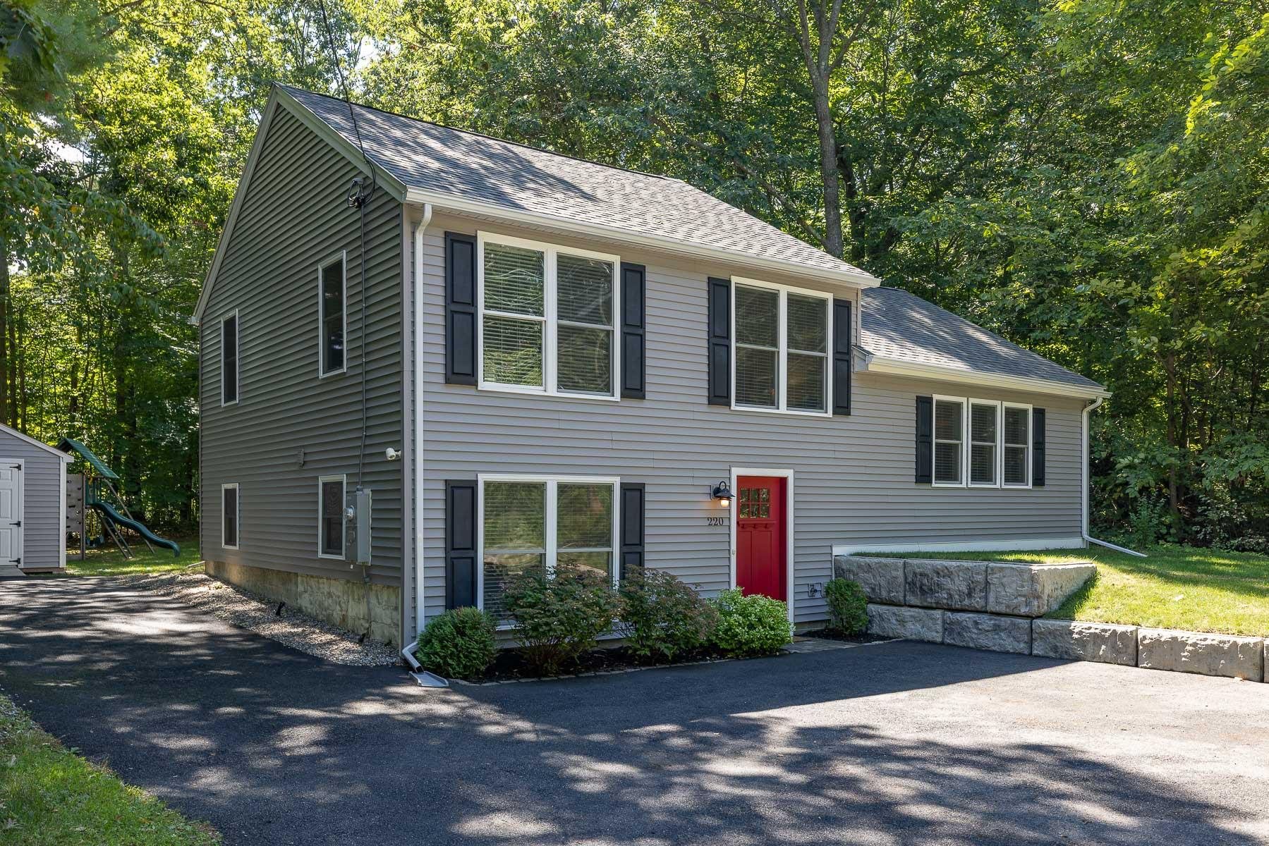 220 Elwyn Road Portsmouth, NH 03801 - Photo 3 of 36 Gallery Image 3