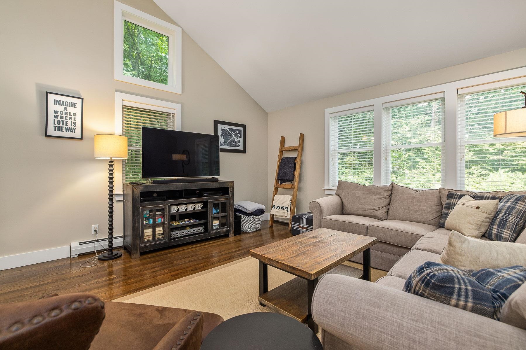 220 Elwyn Road Portsmouth, NH 03801 - Photo 10 of 36 Gallery Image 10