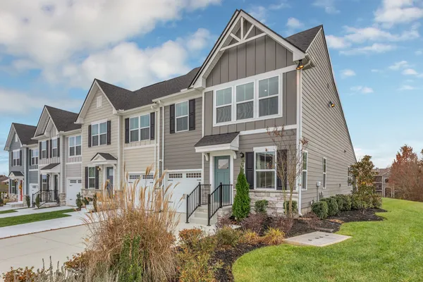 $330,000 | 1737 Horsepower Drive, Columbia, TN 38401