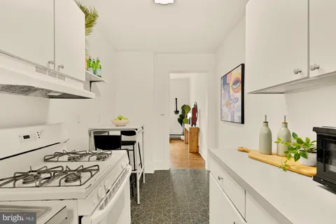 $299,000 | 1322 15th Street Northwest, Unit 33, Washington, DC 20005