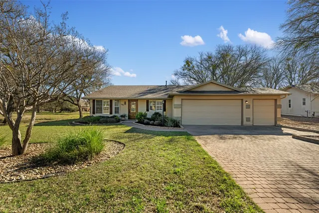 $349,000 | 109 Vandeventer Drive, Burnet, TX 78611