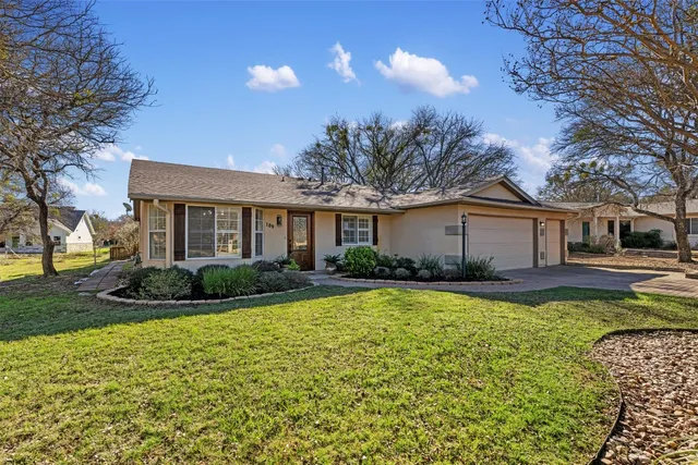 $349,000 | 109 Vandeventer Drive, Burnet, TX 78611
