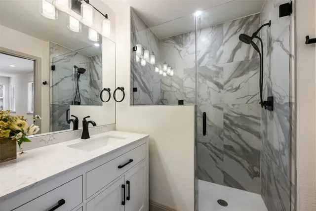 $349,000 | 109 Vandeventer Drive, Burnet, TX 78611