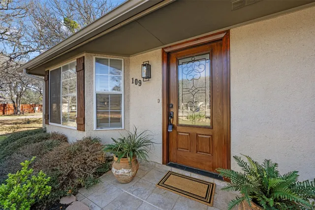 $349,000 | 109 Vandeventer Drive, Burnet, TX 78611