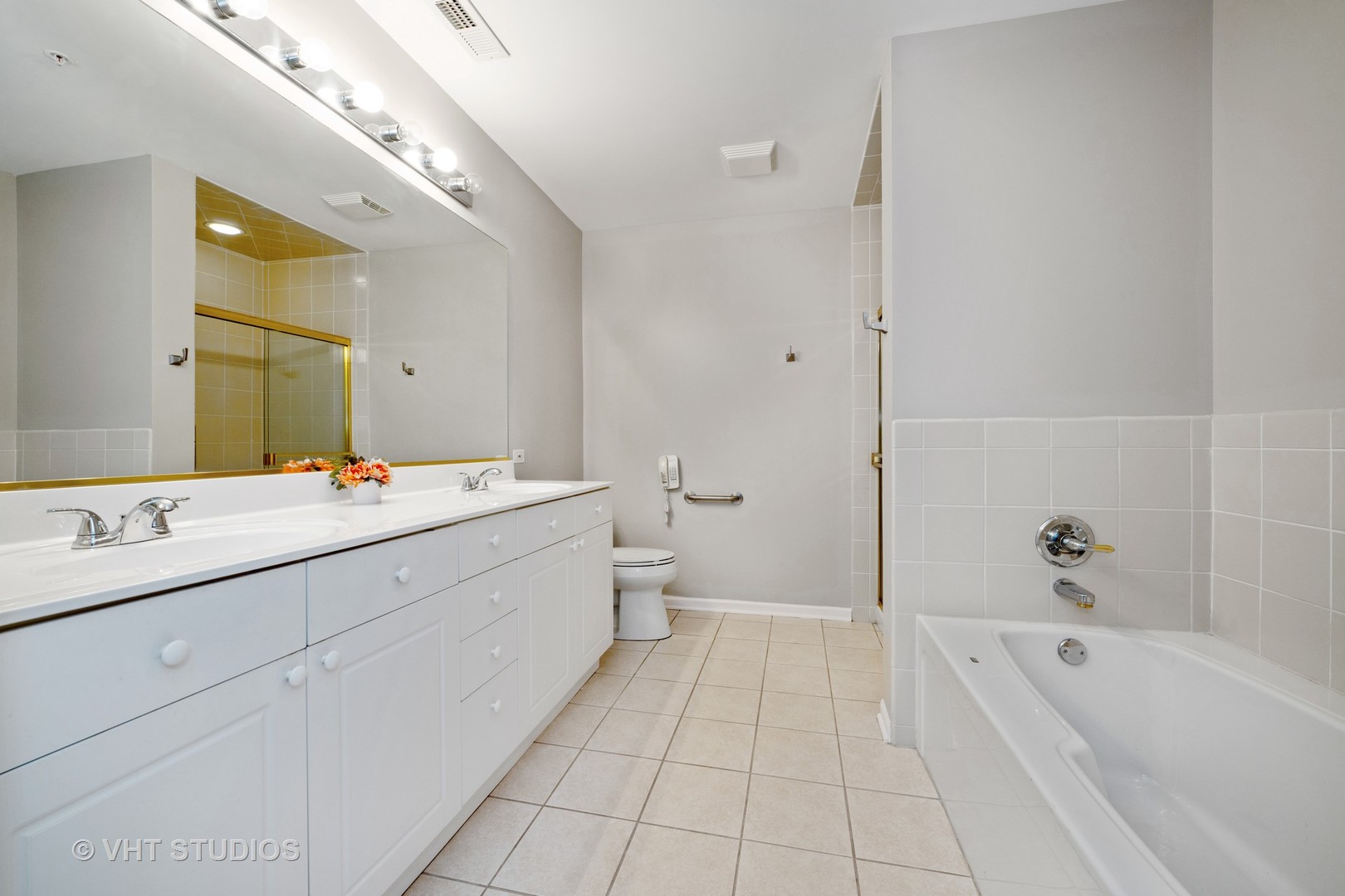 800 Weidner Road, Unit 307 Buffalo Grove, IL 60089 - Photo 17 of 29 Gallery Image 17