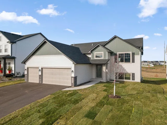 $585,000 | 1421 142nd Court East, Rosemount, MN 55068