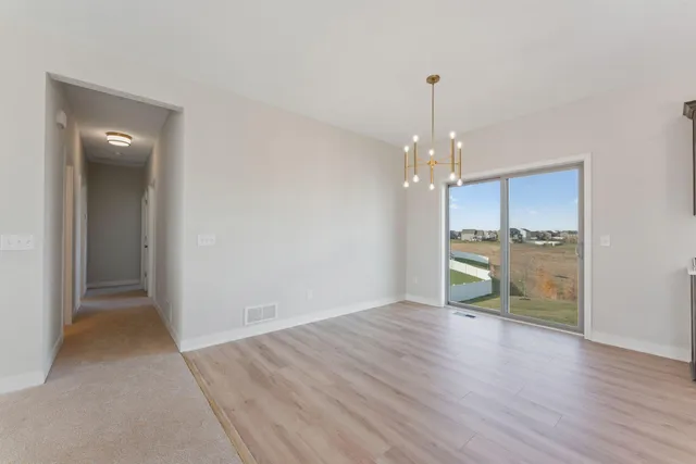 $585,000 | 1421 142nd Court East, Rosemount, MN 55068