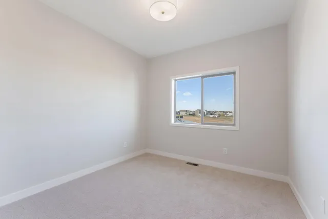 $585,000 | 1421 142nd Court East, Rosemount, MN 55068