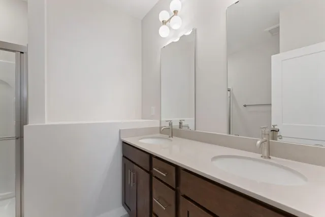 $585,000 | 1421 142nd Court East, Rosemount, MN 55068