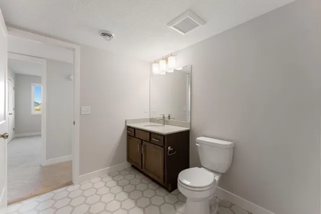 $585,000 | 1421 142nd Court East, Rosemount, MN 55068