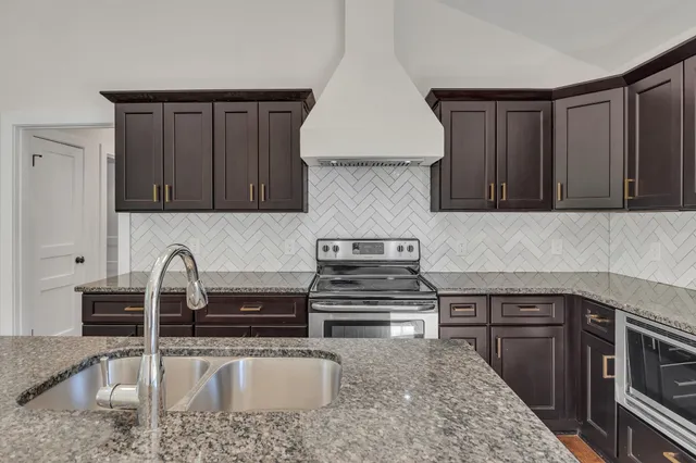 $3,000 | 4862 Lynn Drive, Nashville, TN 37211