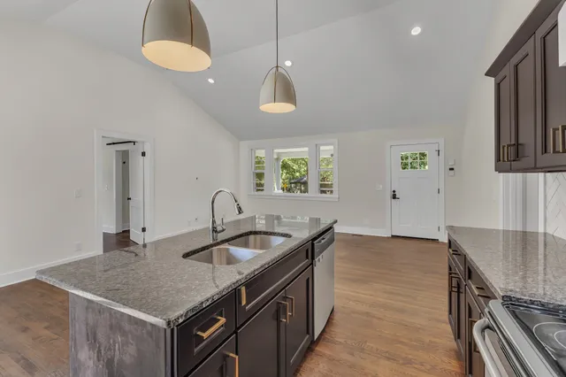 $3,000 | 4862 Lynn Drive, Nashville, TN 37211