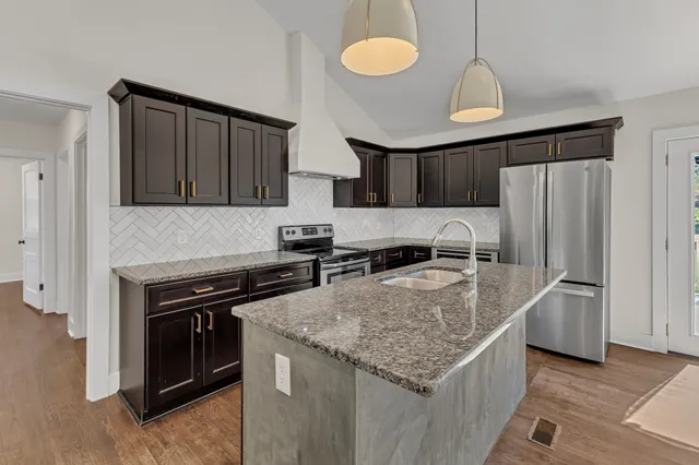 $3,000 | 4862 Lynn Drive, Nashville, TN 37211