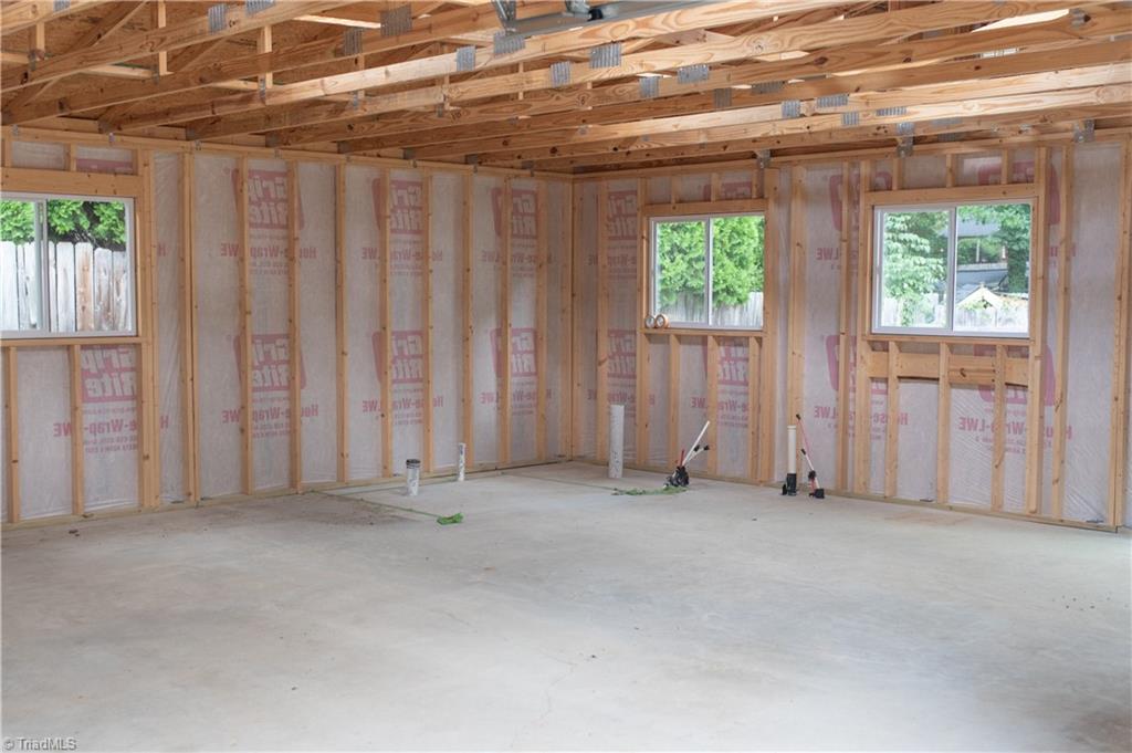 3403 Charing Cross Road Greensboro, NC 27455 - Photo 6 of 22 Gallery Image 6